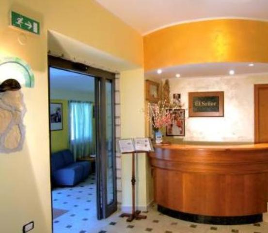 Hotel El Senor Преторо Экстерьер фото